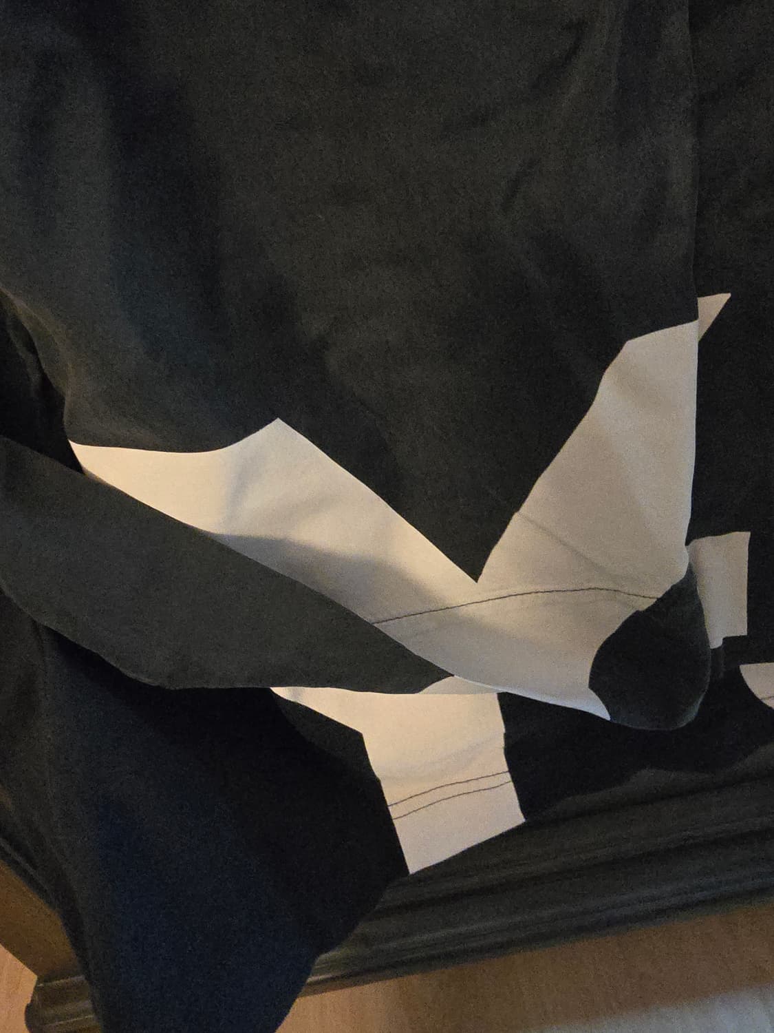 Y3 오버핏 반팔셔츠 L사이즈입니다 상품이미지3