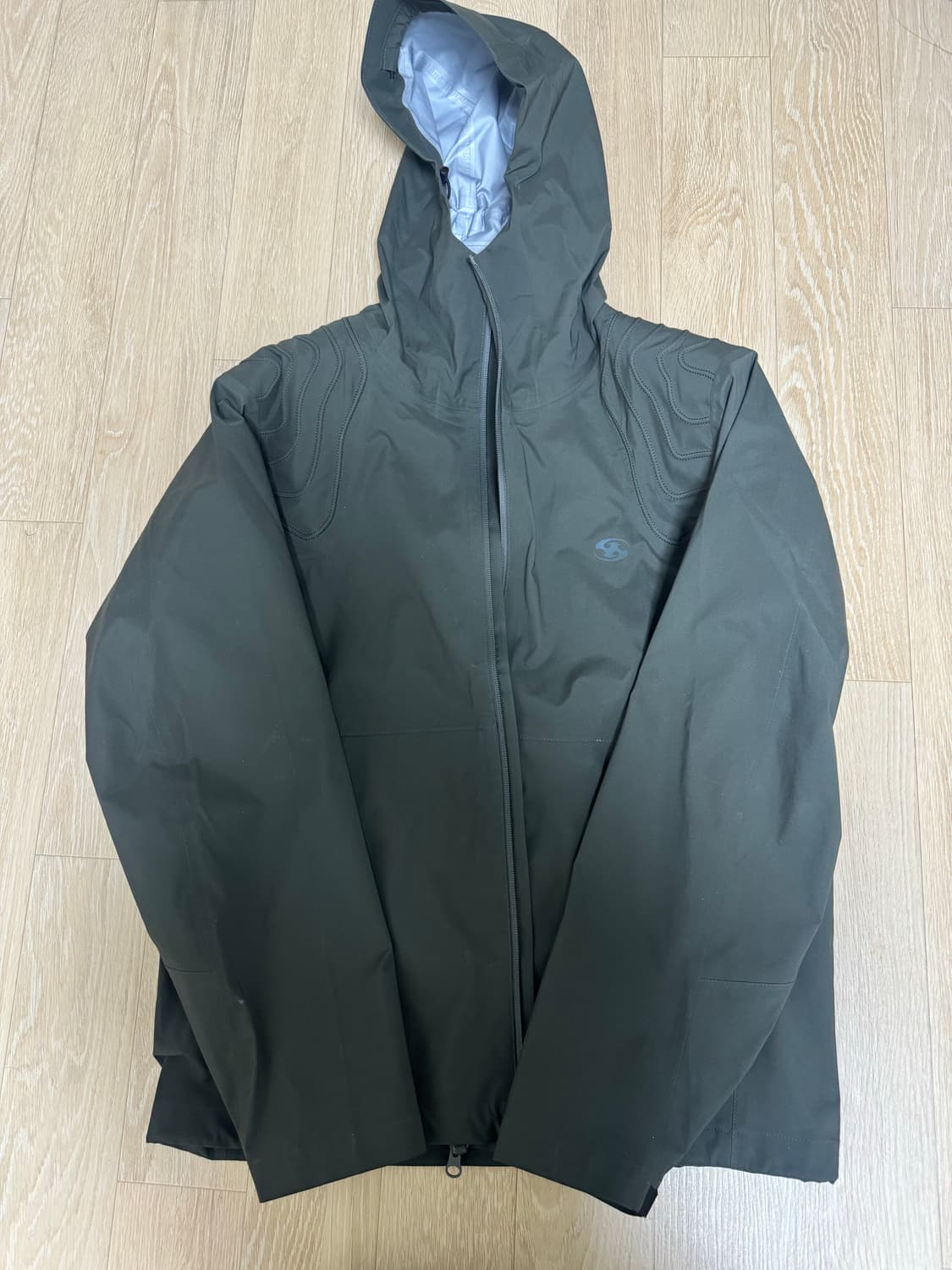 [1 사이즈] 산산기어 ALEA SHELL 바람막이 판매 상품이미지5