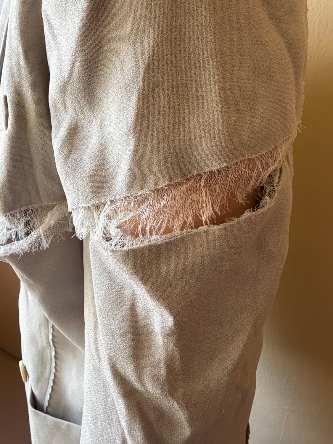 언더커버 2023 SS 컷아웃 블레이저 상품이미지7