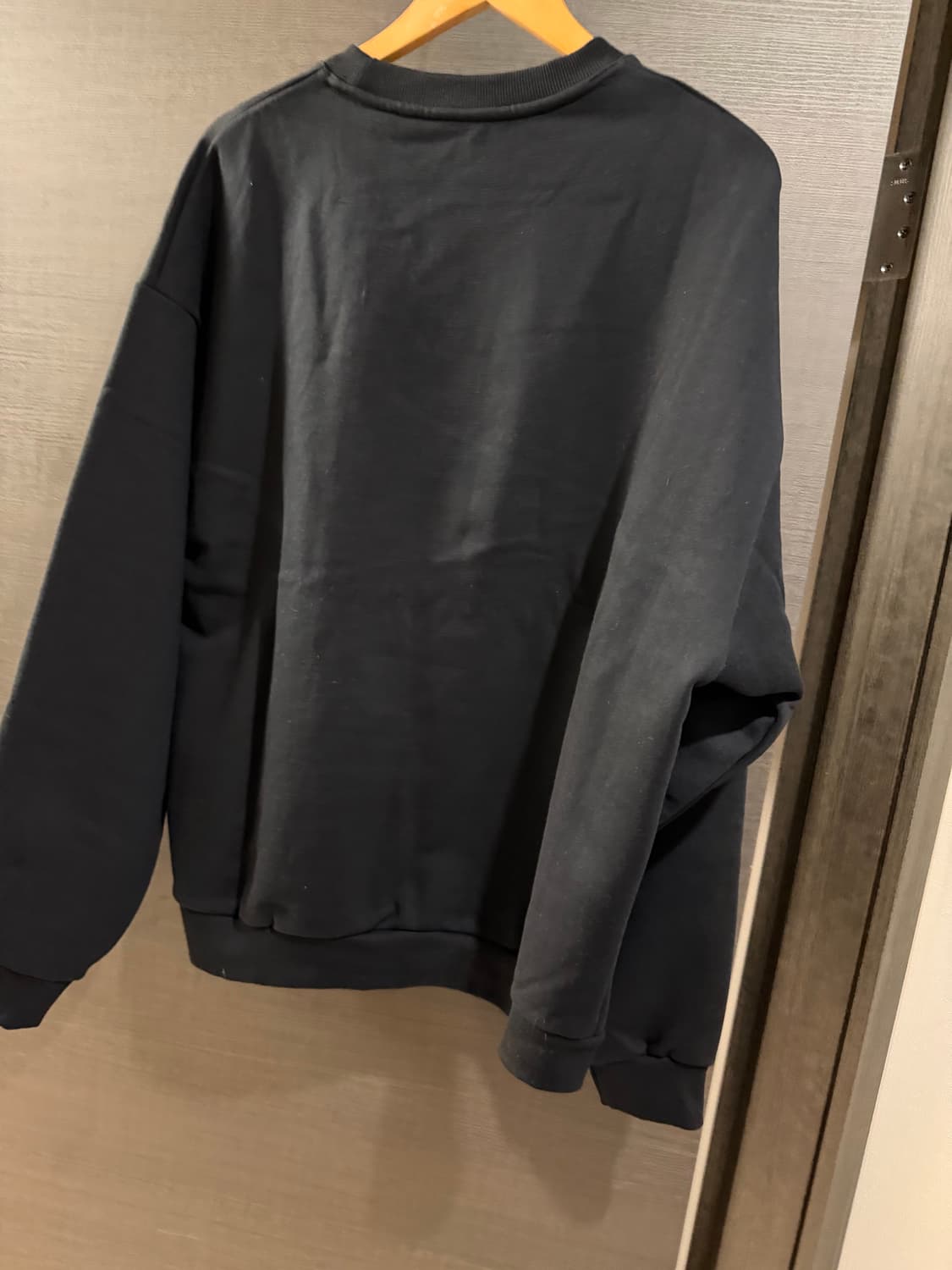 알로 요가 Accolade 크루넥 풀오버 블랙 XL 새상품 상품이미지3