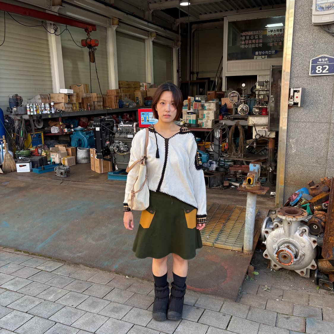 캐롤라이나 케이 테슬 크로쉐 니트 풀 오버 상품이미지1