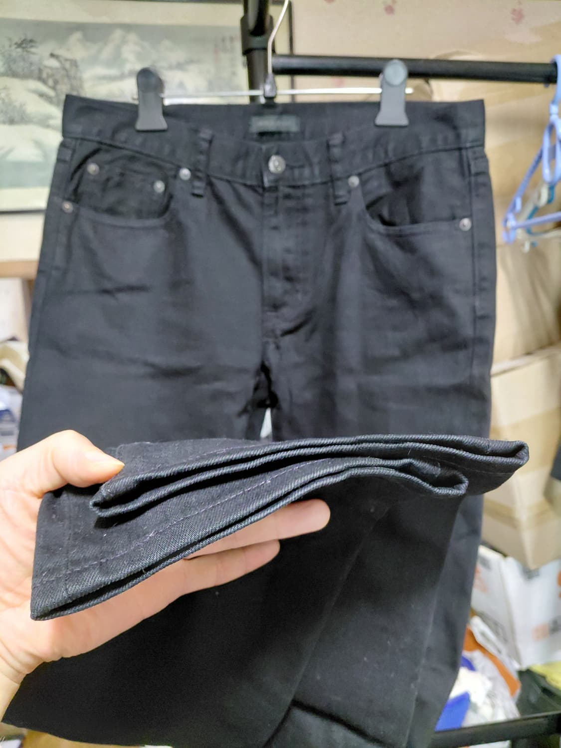 [유니클로]로우 슬림스트레이트 셀비지 블랙 데님 청바지 32사이즈  상품이미지9