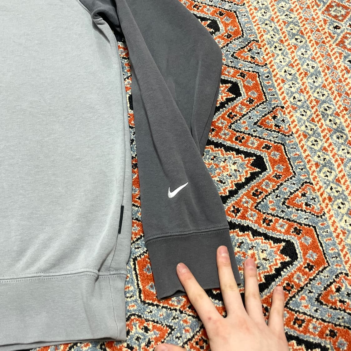 나이키 스우시로고 차콜 나그랑 맨투맨 남성M 상품이미지3