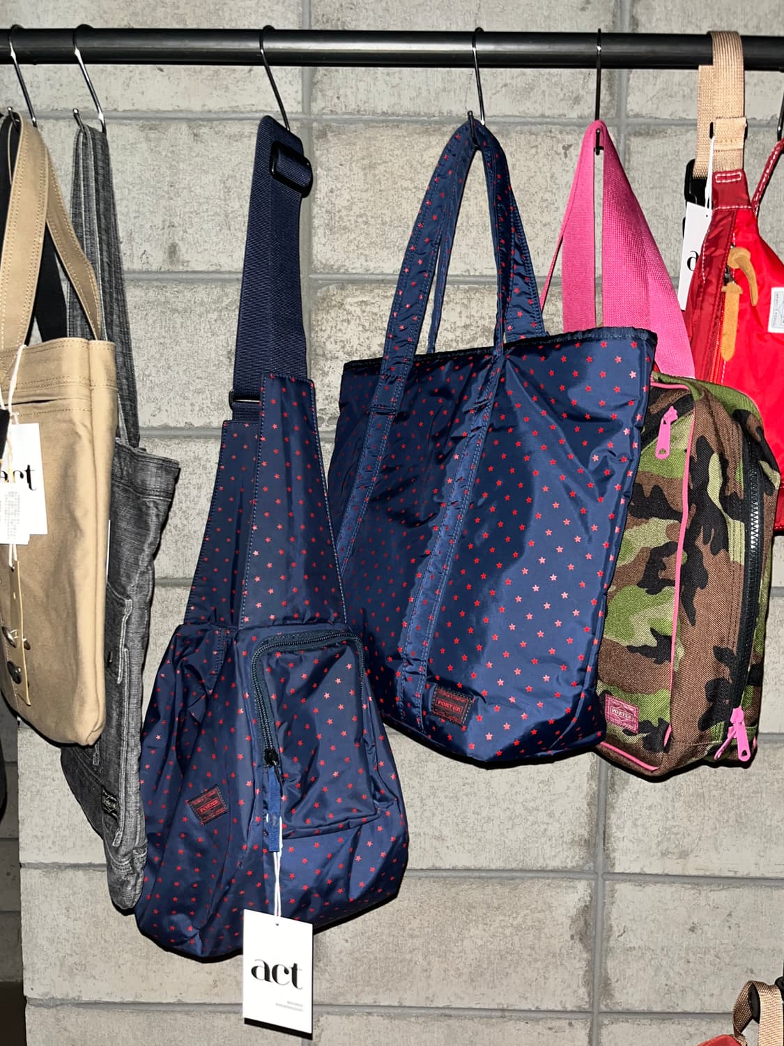 PORTER 포터 별 패턴 호보백 네이비 상품이미지2