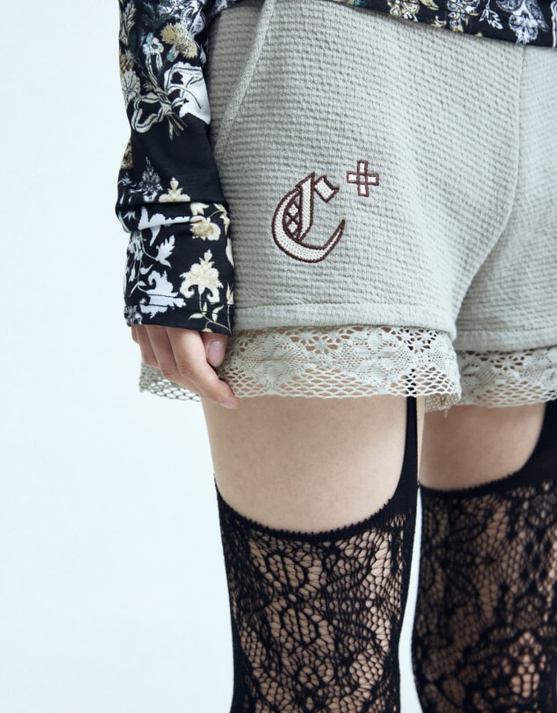 콜로신스 레이스 반바지 마이크로팬츠 상품이미지2