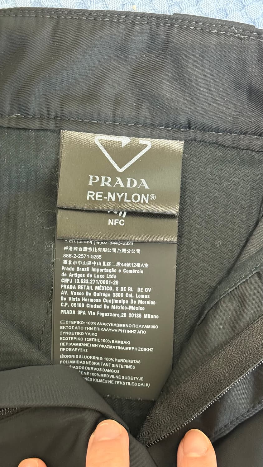 프라다 리나일론 버뮤다쇼츠 50  상품이미지9