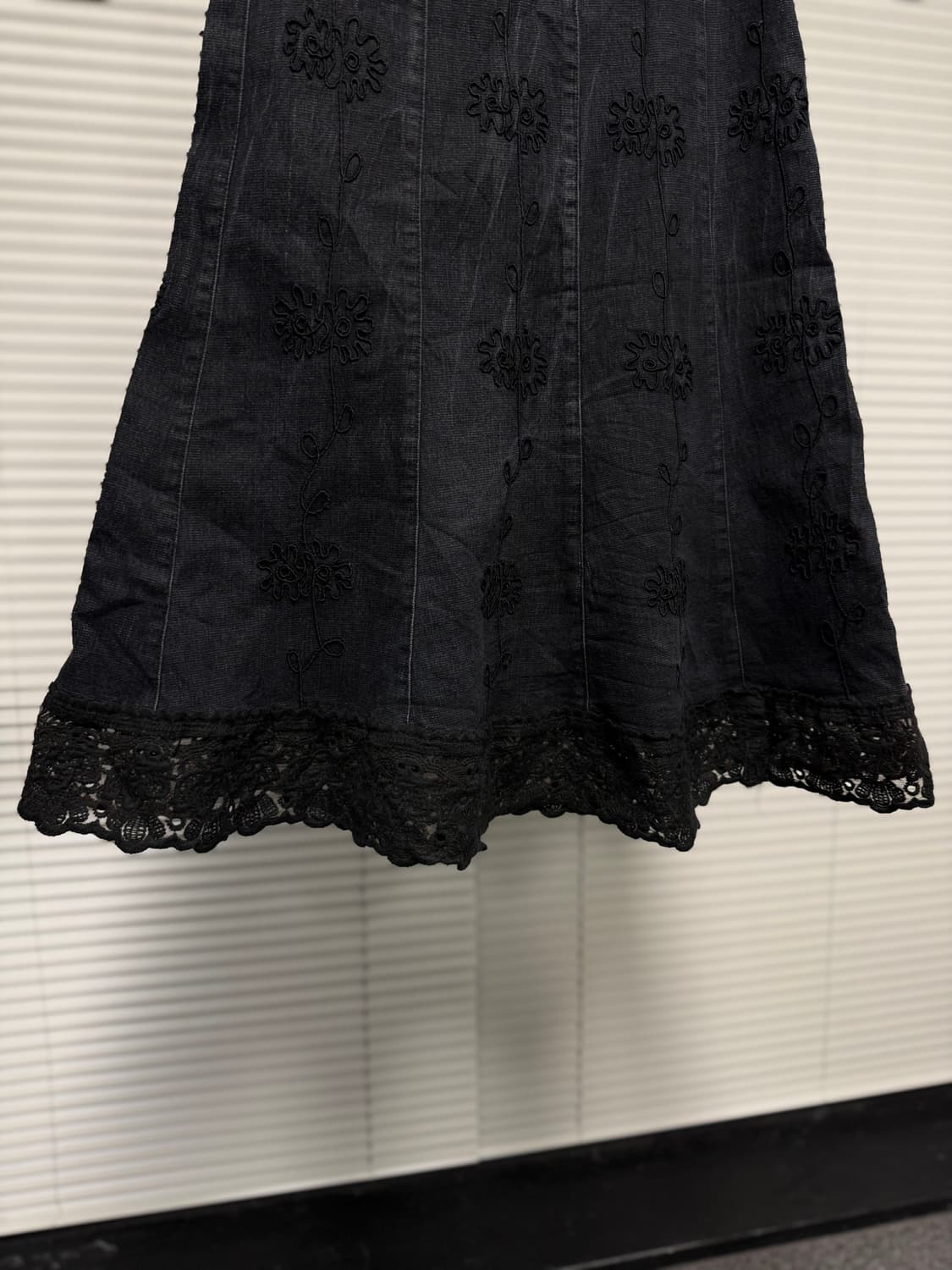 빈티지 자수 데님 스커트 상품이미지3