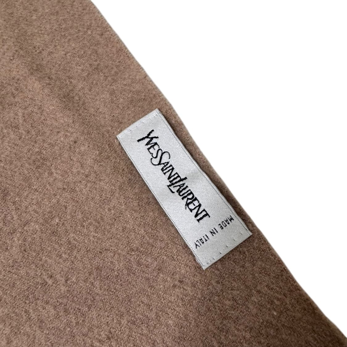 입생로랑 오트밀 머플러 상품이미지3