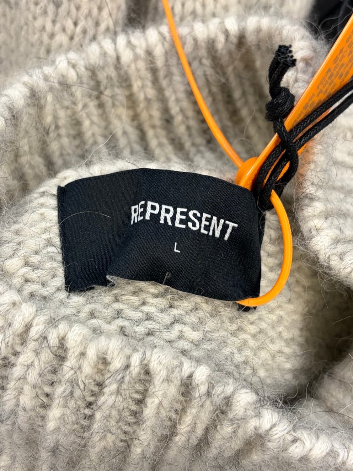 (L) 리프리젠트 알파카/울/코튼 혼방 모크넥 니트 (새상품) 18.9 상품이미지6