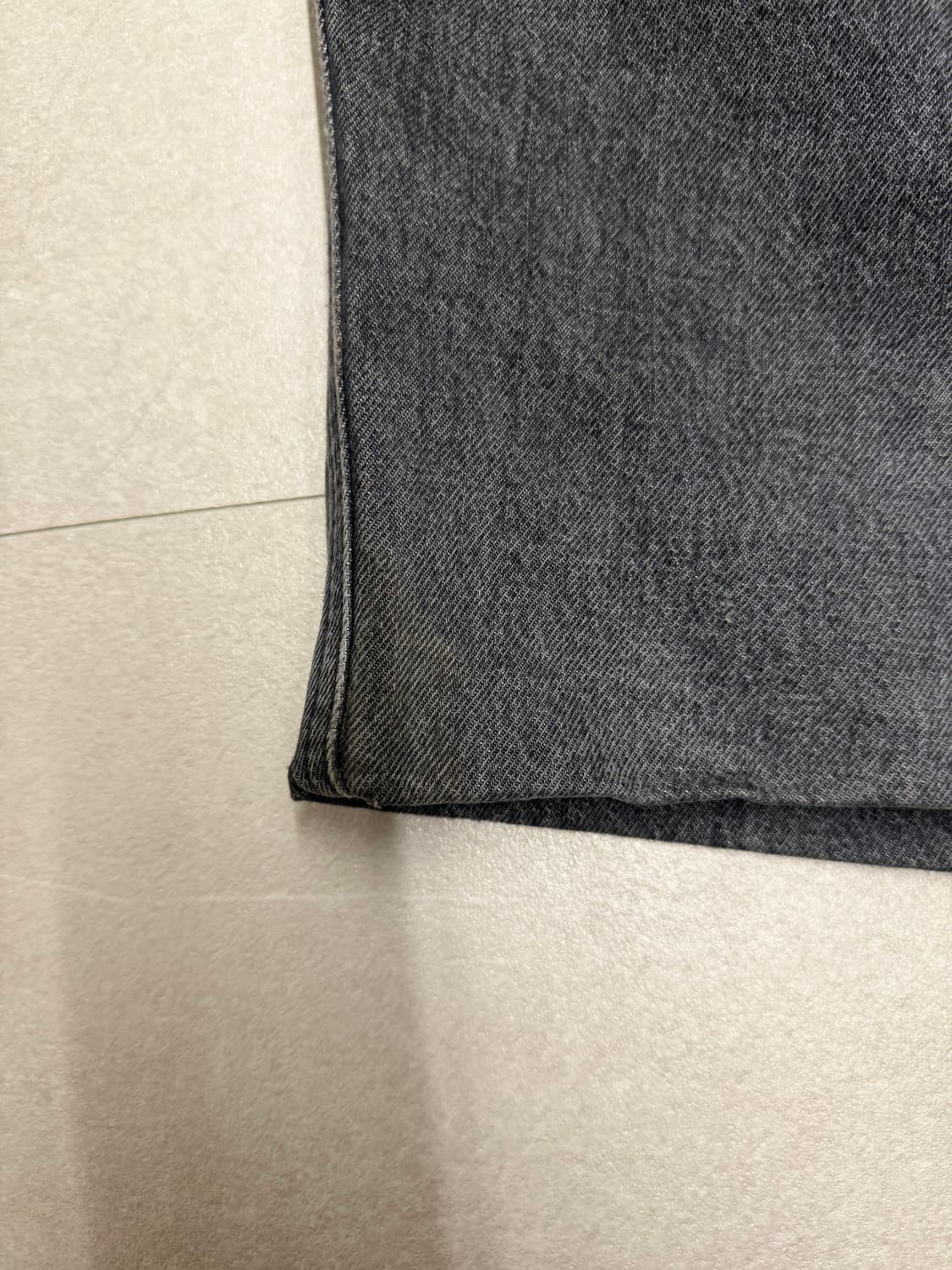 Jw 앤더슨 디스트레스드 버켓 진 팬츠 상품이미지7