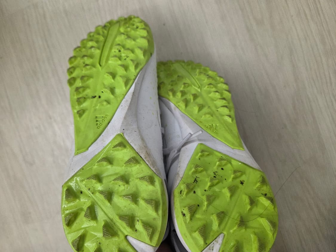 아디다스 프레데터 풋살화 255mm 상품이미지3
