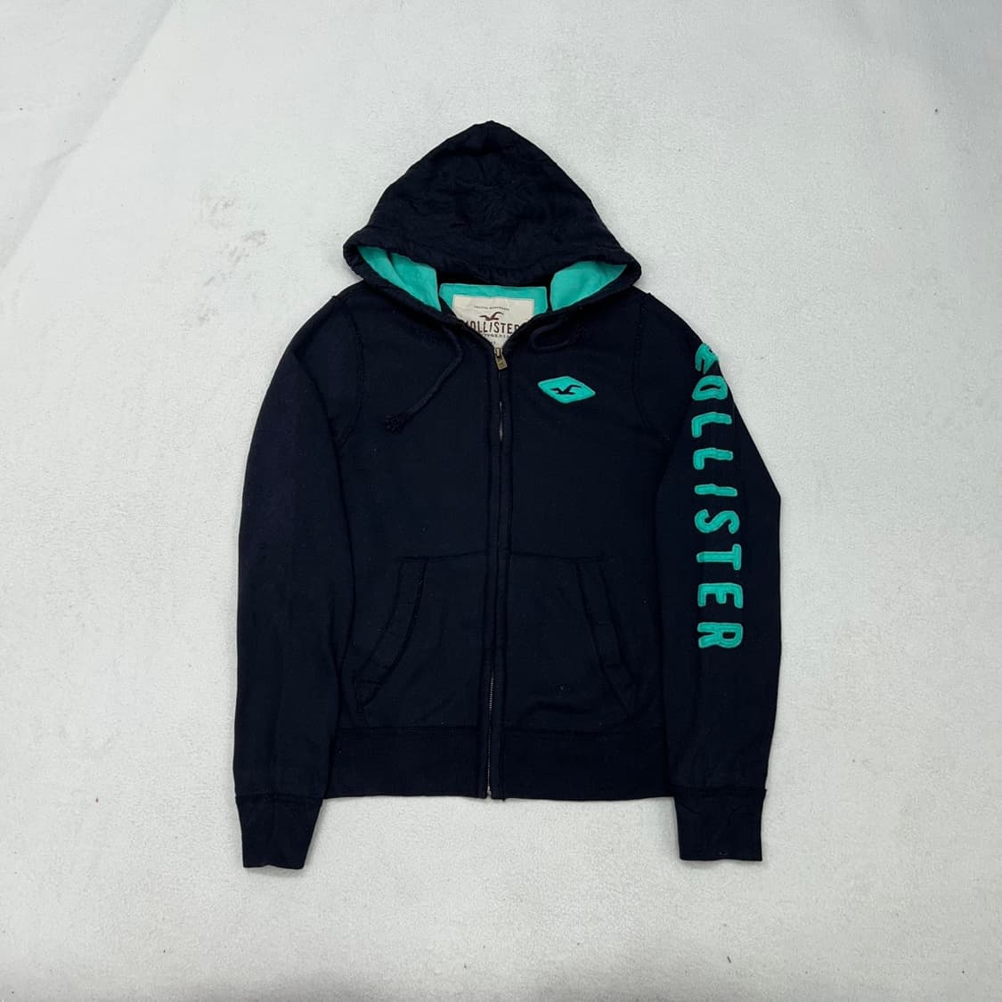 Hollister navy hood zip-up 상품이미지5