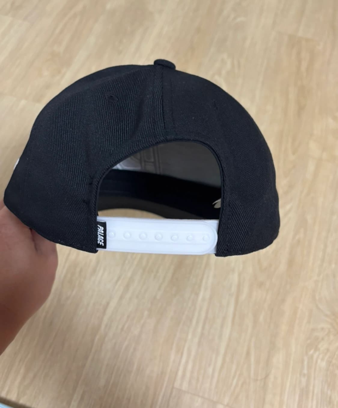 팔라스 P 프레임 볼캡 블랙 상품이미지3