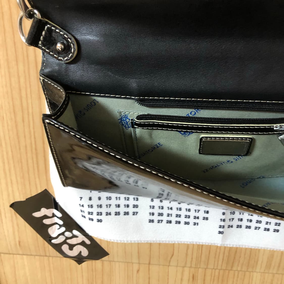 루이까또즈 에나멜 숄더백 🍳  상품이미지4