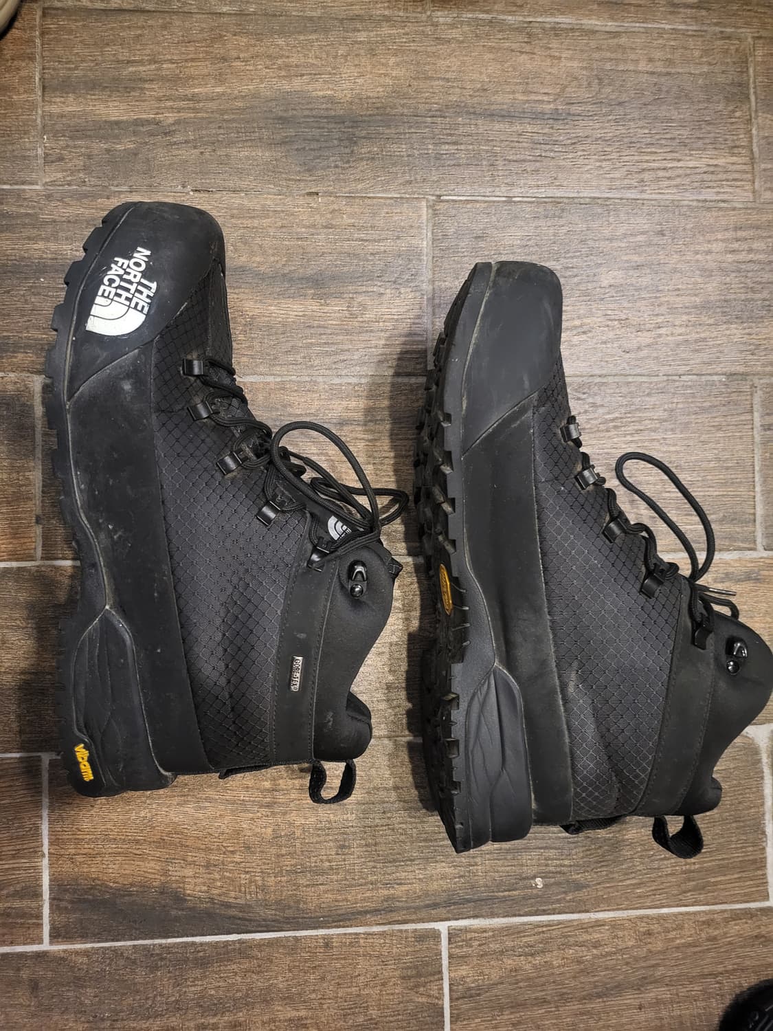 노스페이스 검정색 등산화 고어텍스us12 상품이미지1