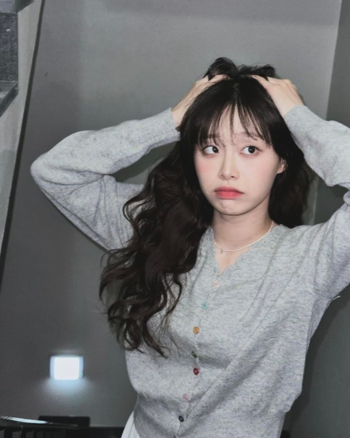 르니나 SALENA 울 브이넥 가디건 그레이 상품이미지1