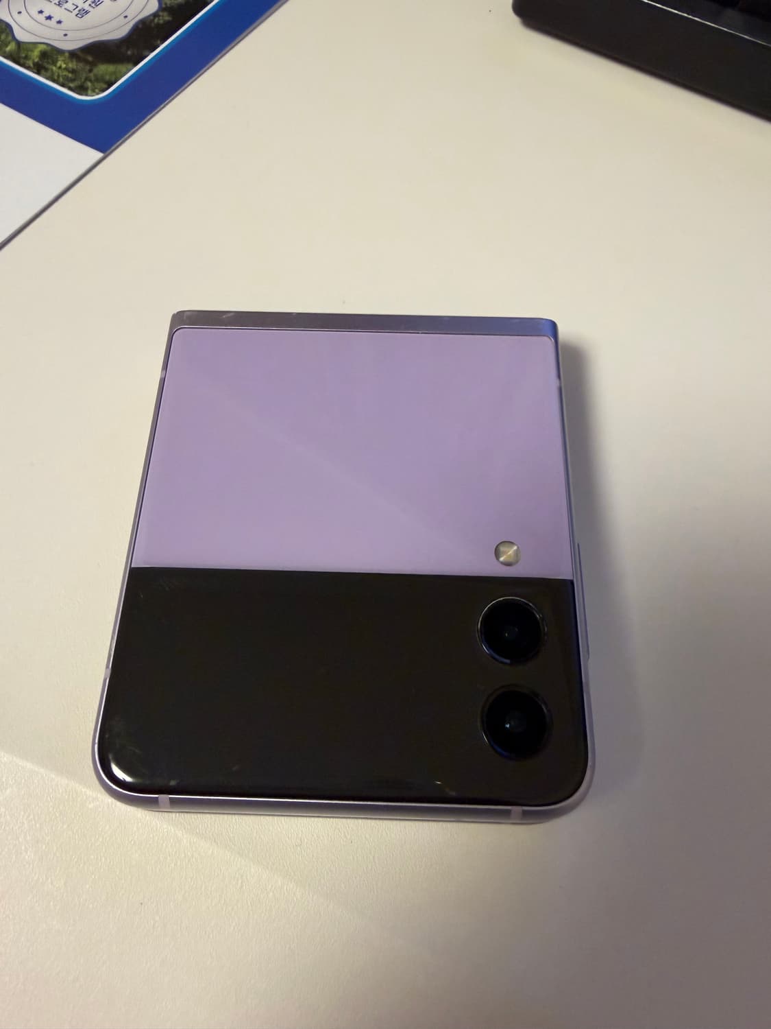 갤럭시 z플립3 상품이미지1