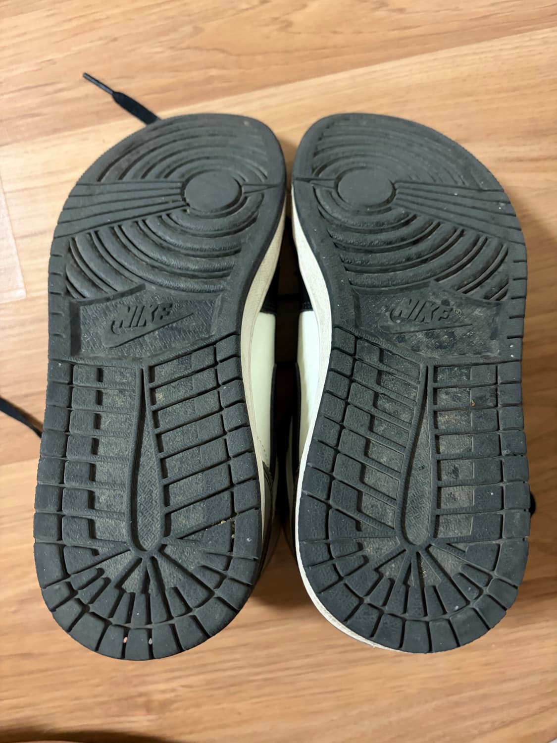 조던1 다크모카 265 상품이미지4