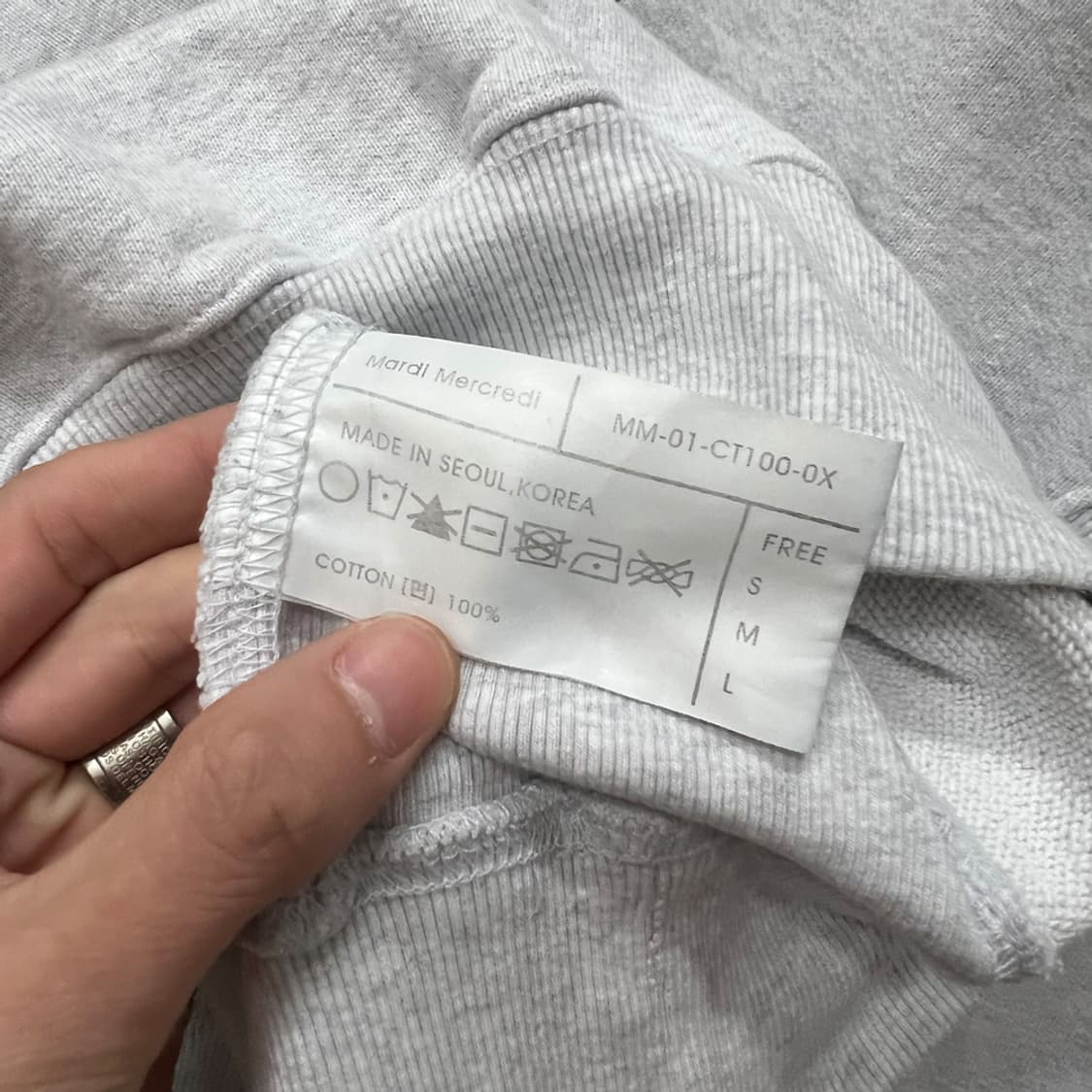 마르디 메크르디 플라워 스웻 맨투맨 FREE 상품이미지4