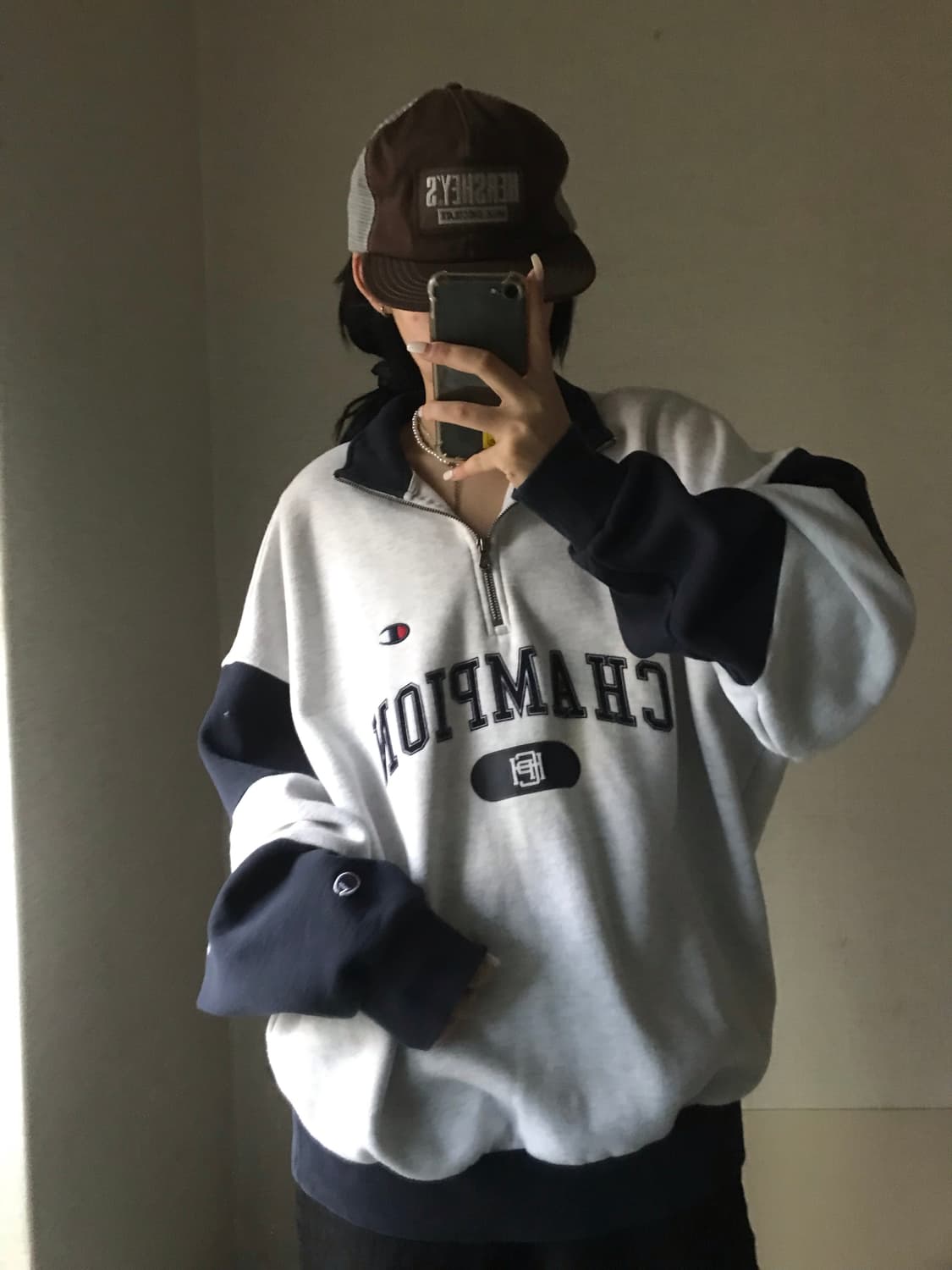 챔피온 빅로고 스웨트 반집업 상품이미지2