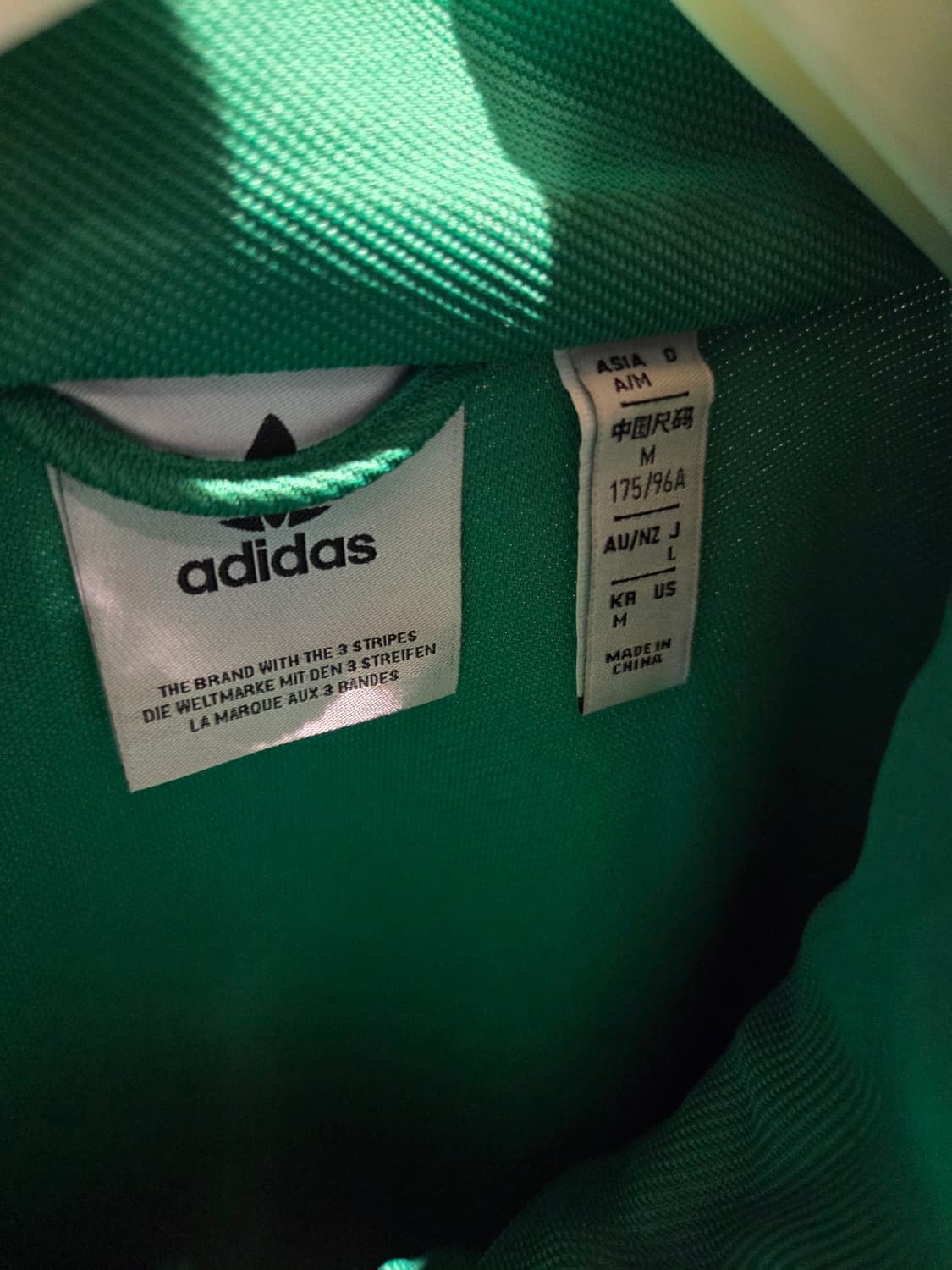 아디다스 레트로 트레포일 트랙탑 상품이미지4