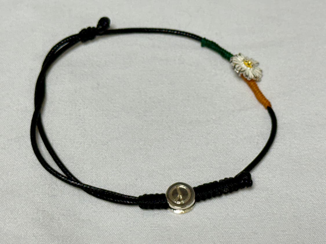 피스마이너스원 데이지 스트링 팔찌 판매합니다! 상품이미지2