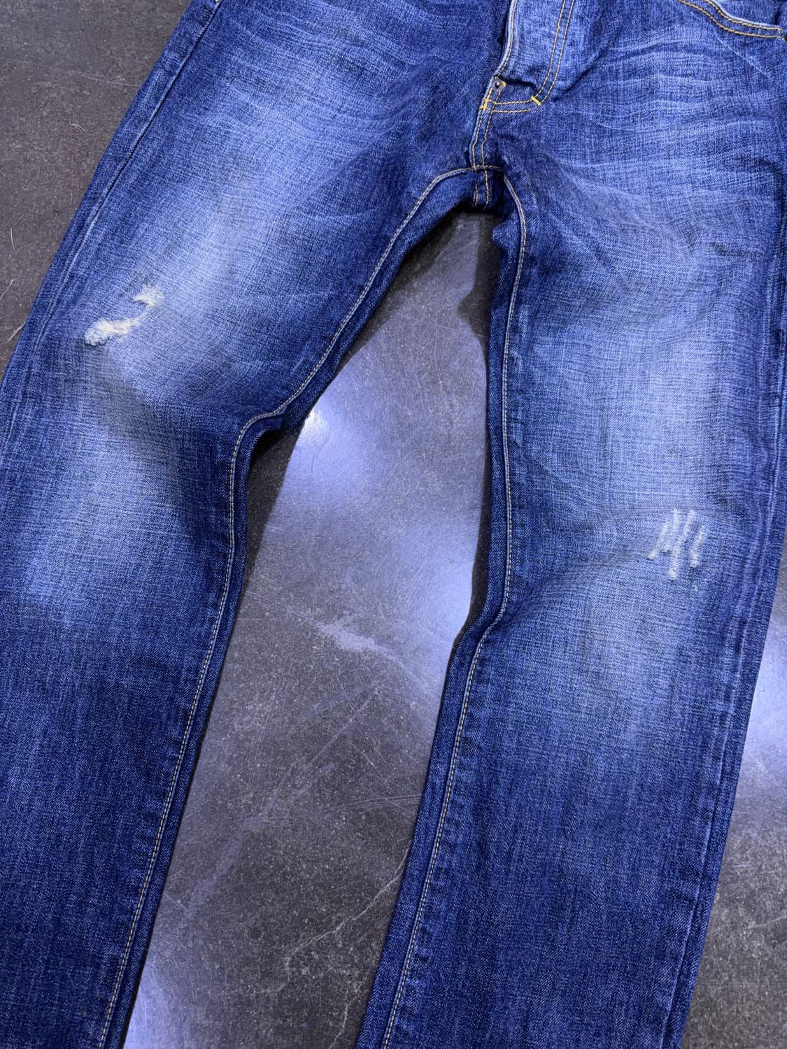 디스퀘어드2 슬림핏 블루 디스트로이드 빈티지 데님팬츠 46 상품이미지5
