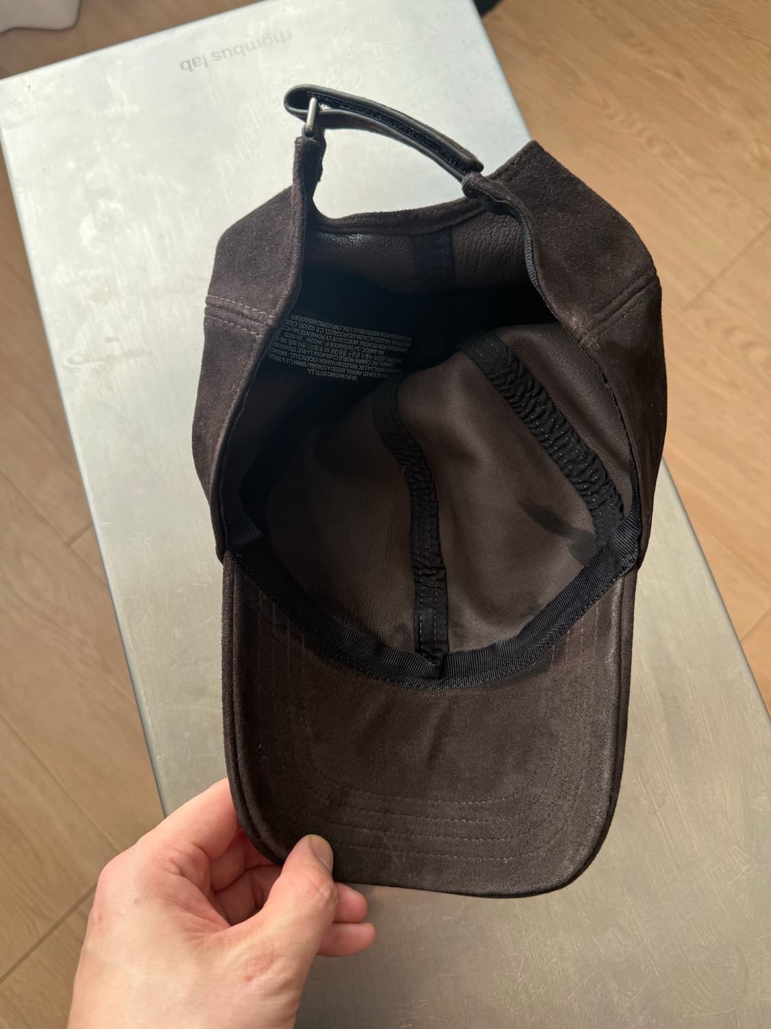 (새상품급)Massimo Dutti 스웨이드 볼캡 (브라운) 01사이즈 상품이미지8