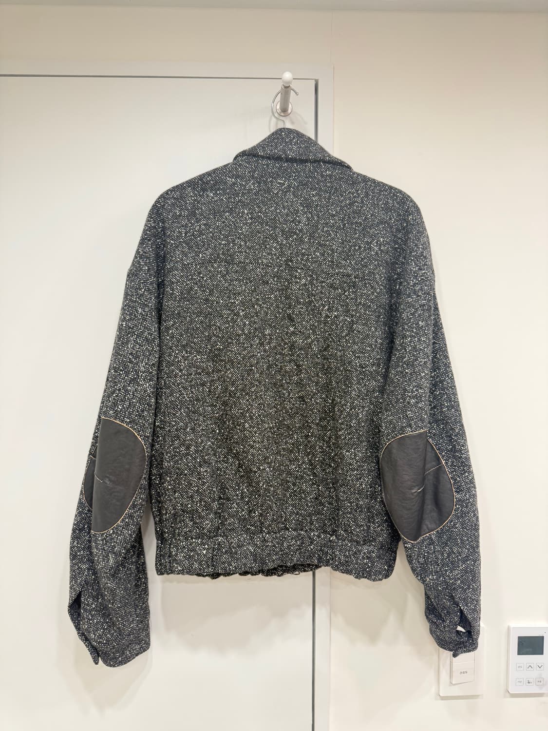 쿠어(coor) 네프 레더 패치 블루종 (네프블랙) 상품이미지4