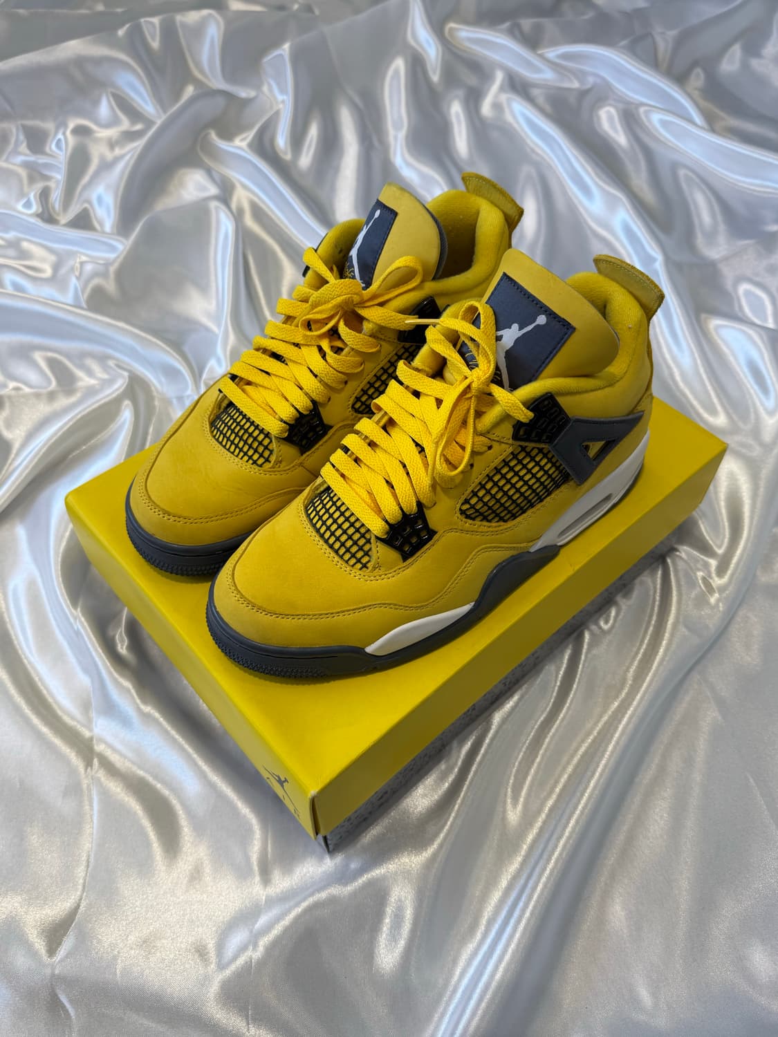 Jordan 4 투어 옐로우  상품이미지2