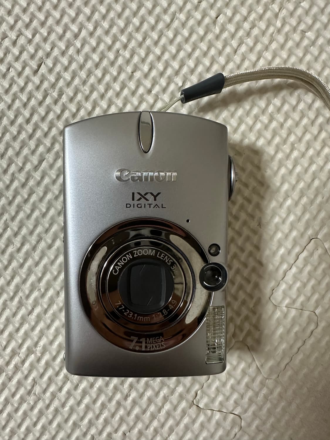 *풀박스* 캐논 익시 700, 익서스 750 디카 (아일릿 원희 디카) 상품이미지1