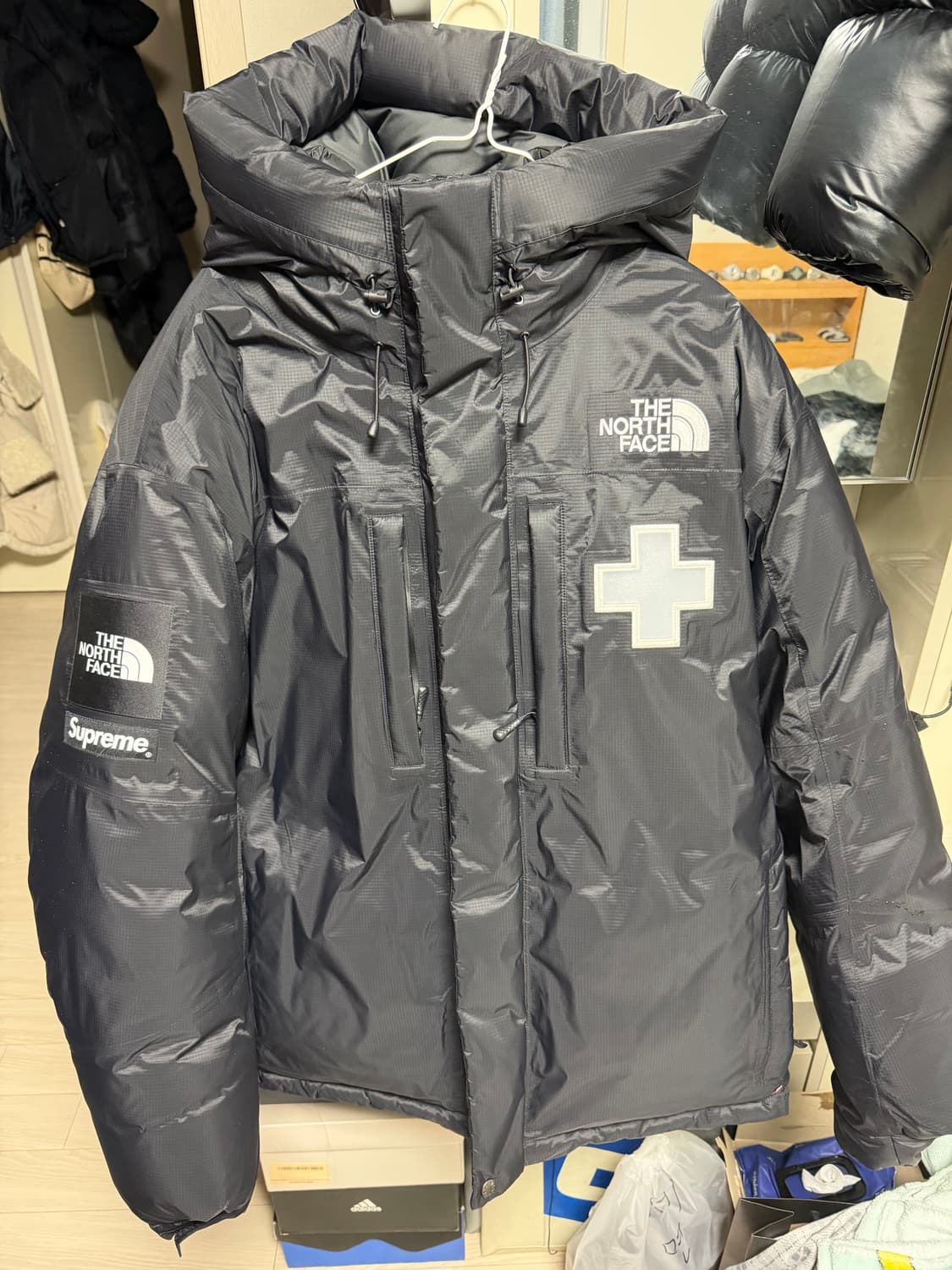 [xl] 슈프림x노스페이스 서밋 발토르 레스큐 패딩 블랙 상품이미지3