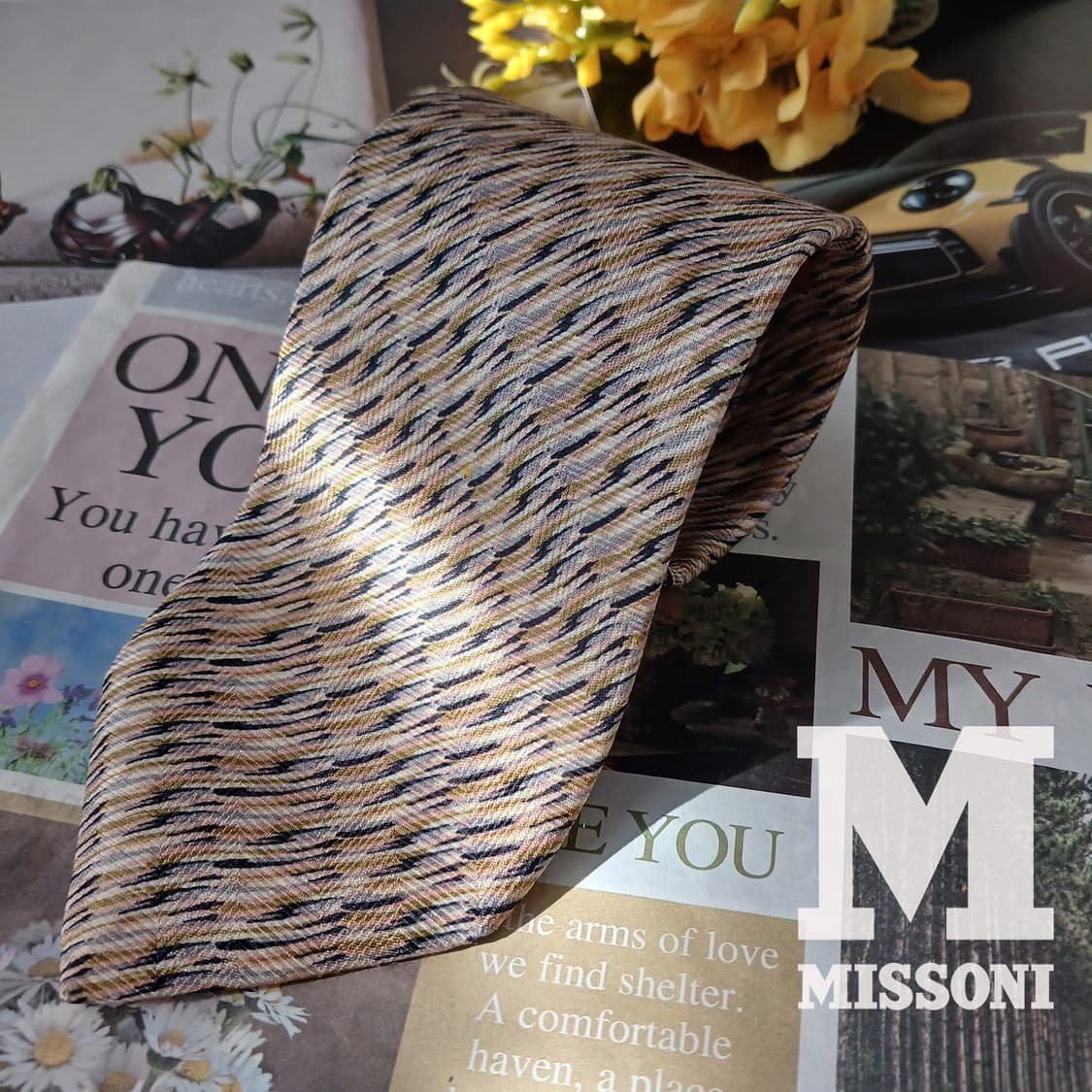 미쏘니 실크 베이지 텍스처 패턴 넥타이 8.7cm A+등급 A19211
 상품이미지1