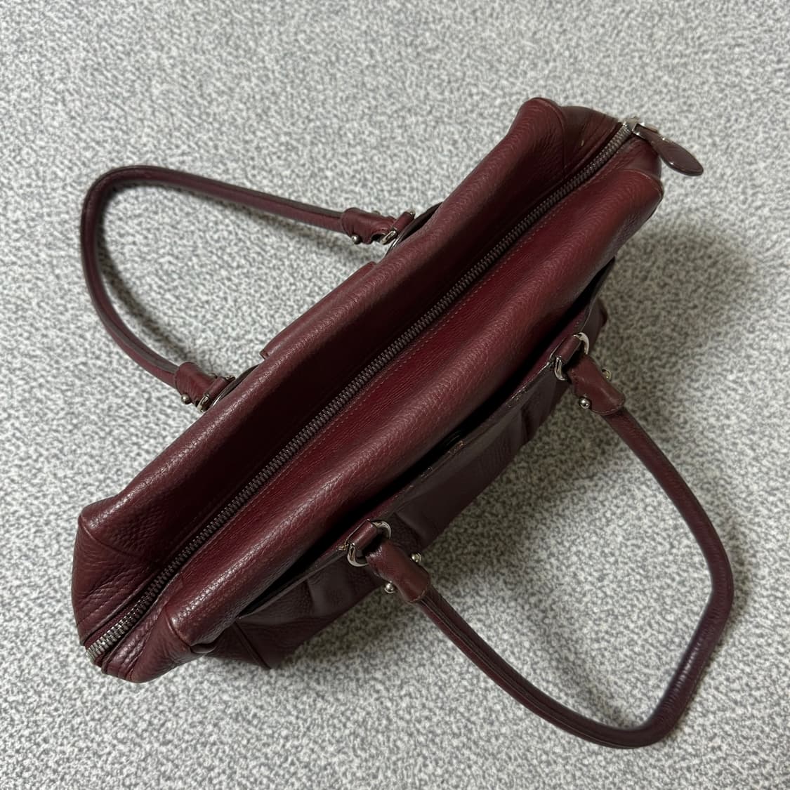 페레가모 간치니 숄더백 버건디 상품이미지4