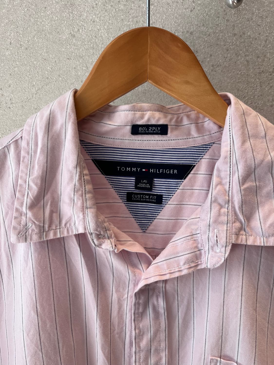타미 힐피거 핑크 스트라이프 커스텀 핏 셔츠 상품이미지3