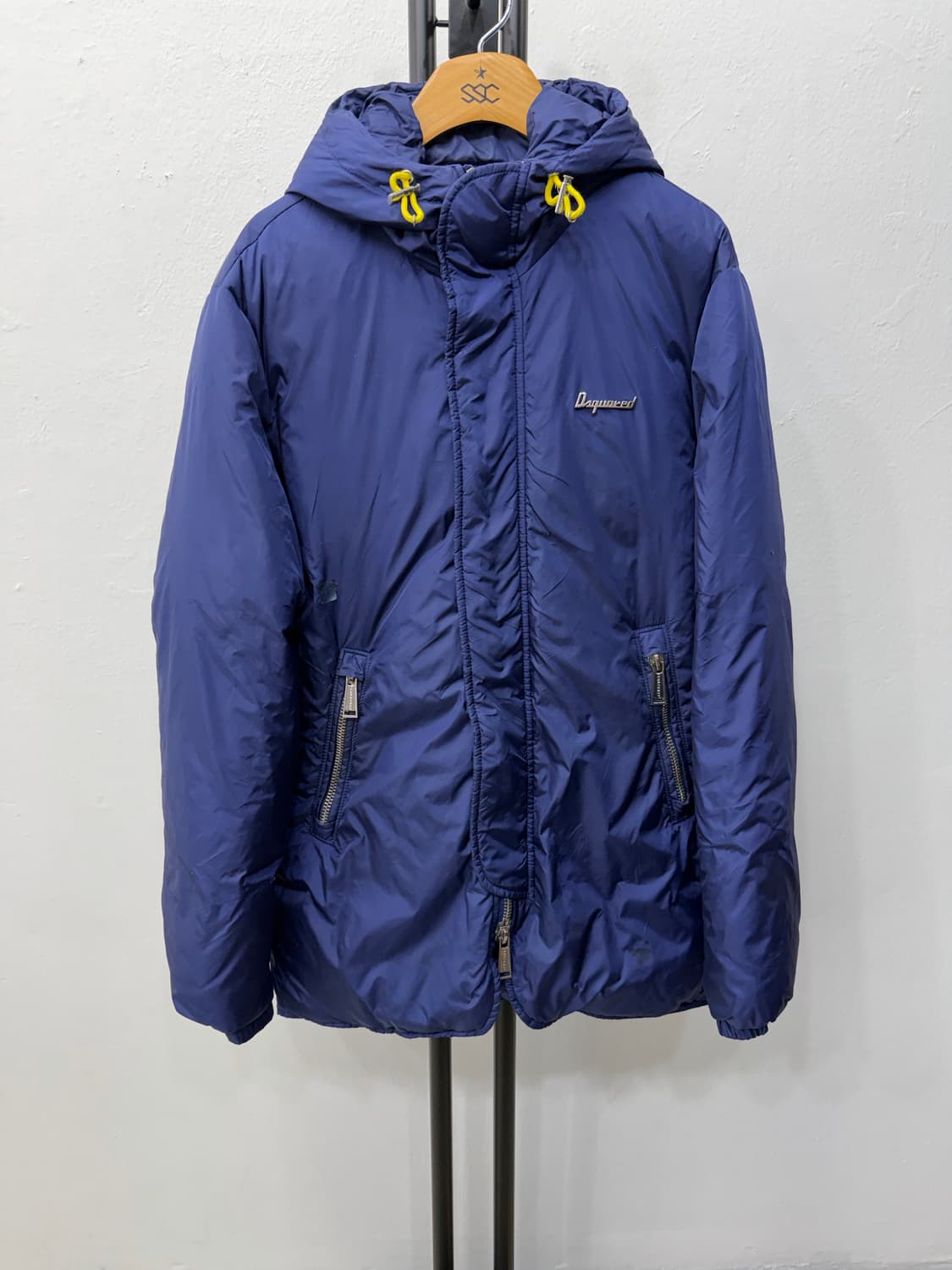 정품) Dsquared 디스퀘어드 남성 블루 패딩 44 상품이미지1