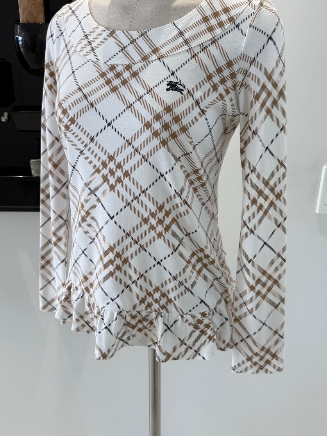 BURBERRY 버버리 블루라벨 노바체크 긴팔 티셔츠 38 상품이미지2