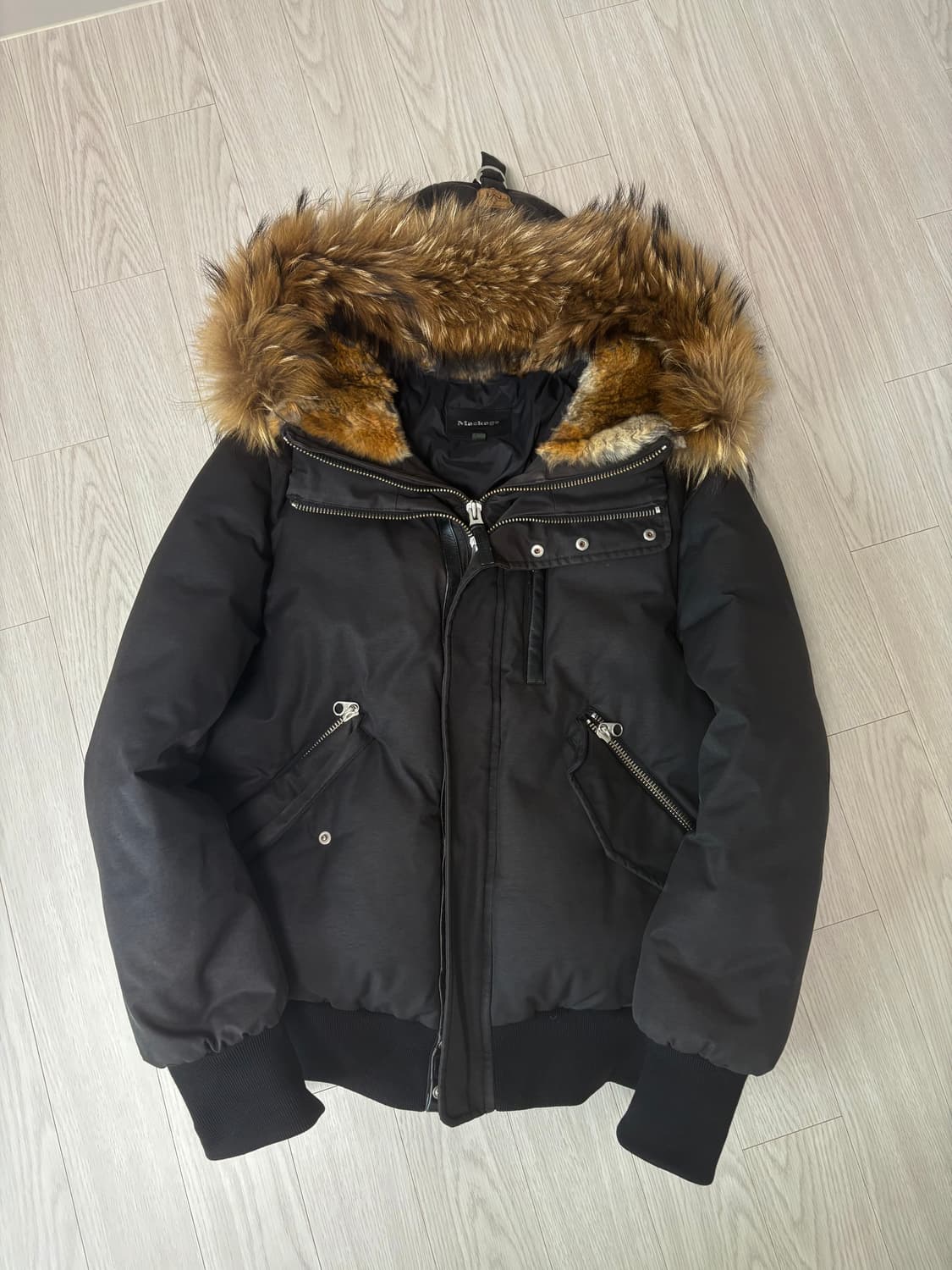 맥케이지 딕슨 38사이즈 브라운퍼 판매합니다 상품이미지1