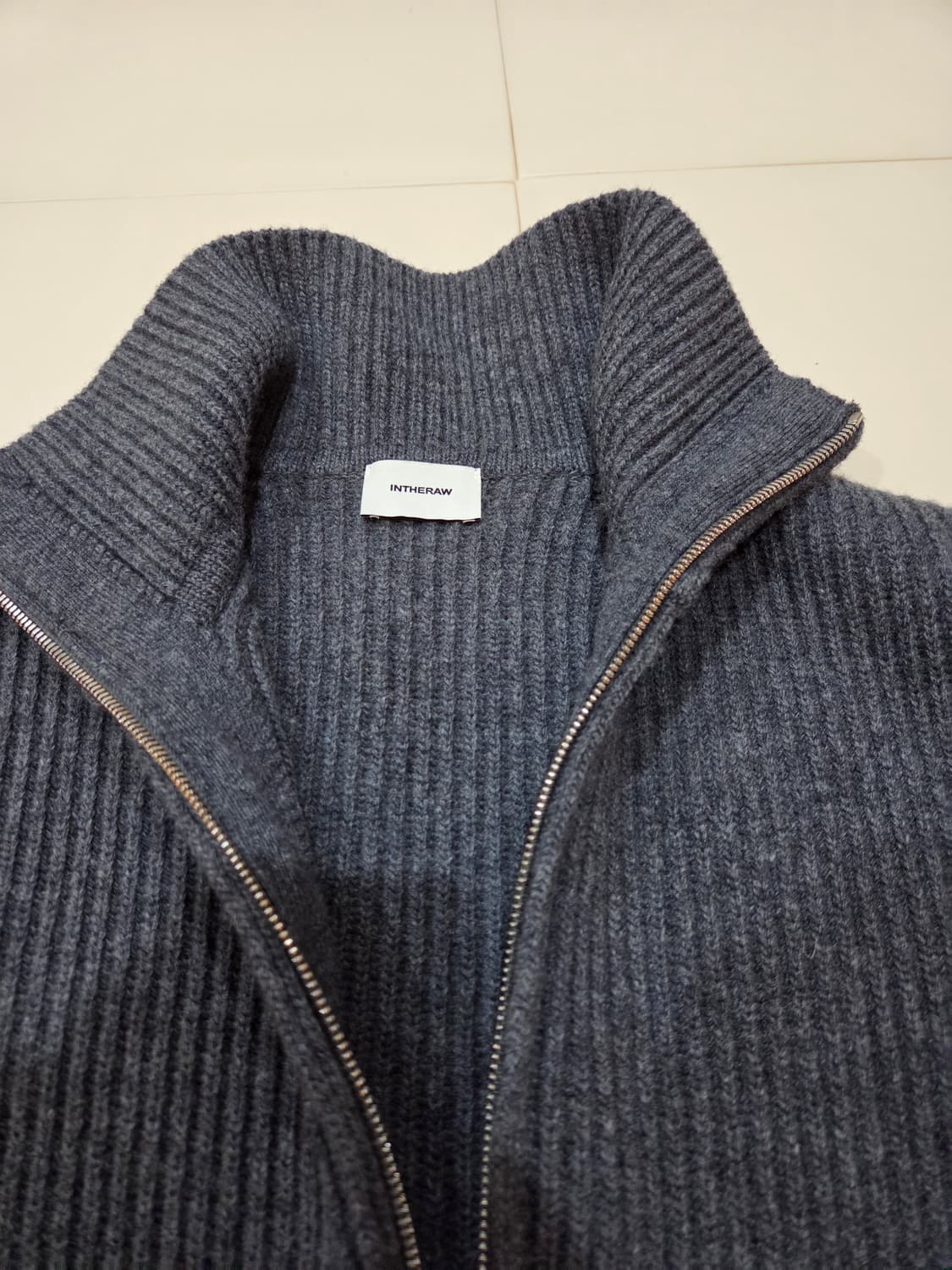 인더로우 풀집업 딥그레이 3 상품이미지2