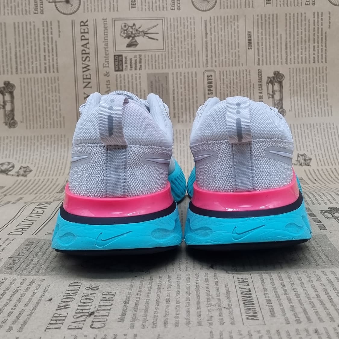 나이키 리액트 인피니티 플라이니트2 255 상품이미지4