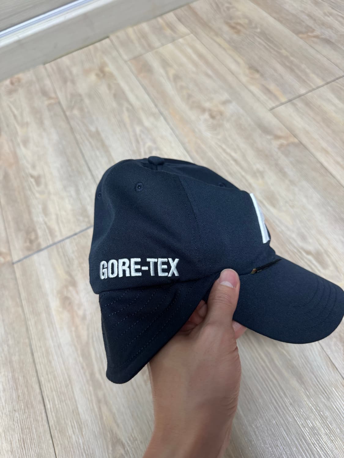 팔라스 고어텍스 넥 세이버 P 6-패널 네이비 상품이미지5