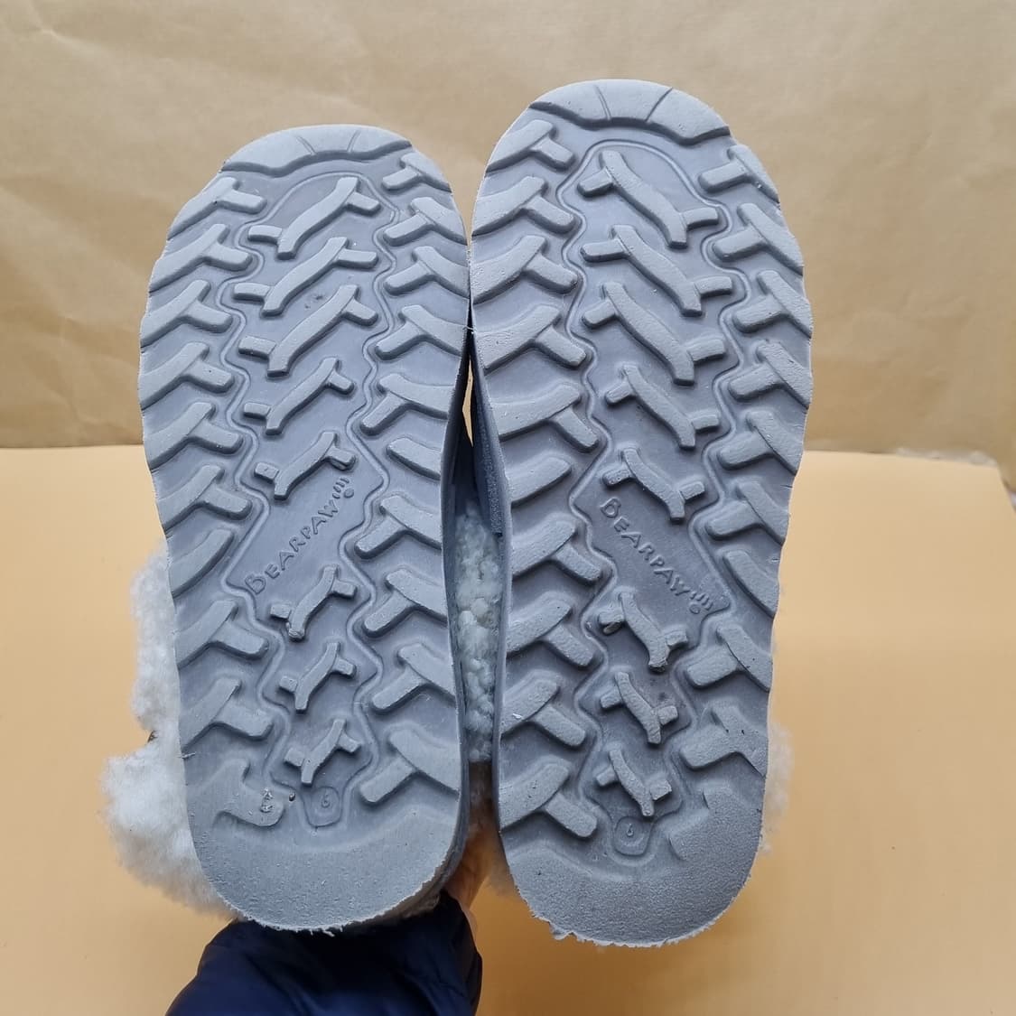 베어파우 양털슬리퍼 230. 상품이미지3