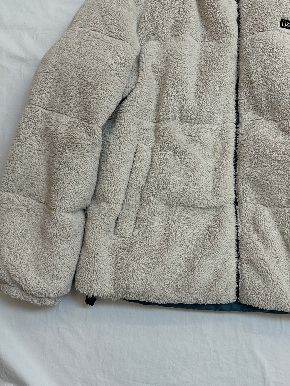 내셔널지오그래픽 뽀글이 후리스 양면패딩 상품이미지4