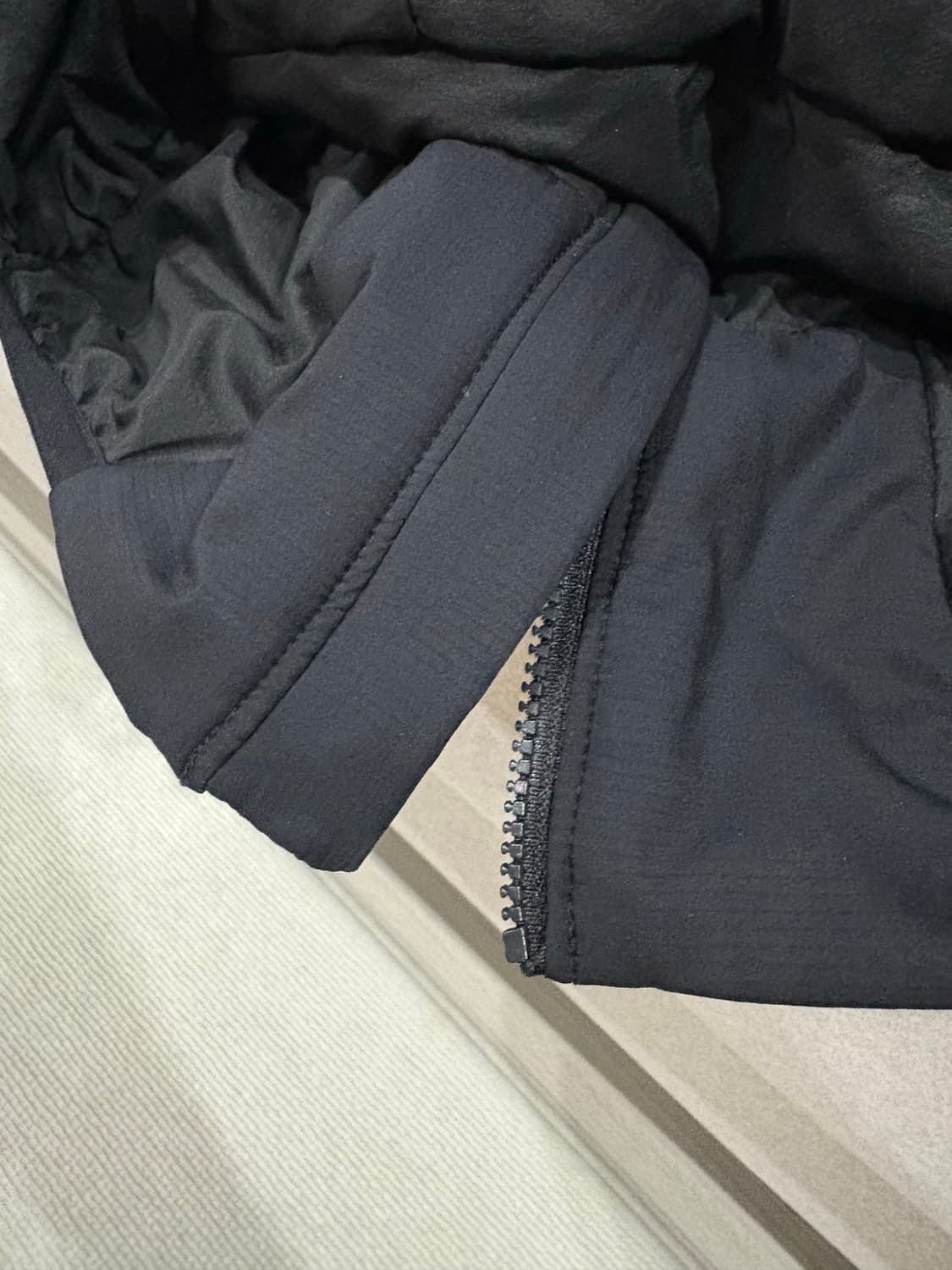 (M) 아크테릭스 아톰 후디 블랙 상품이미지5