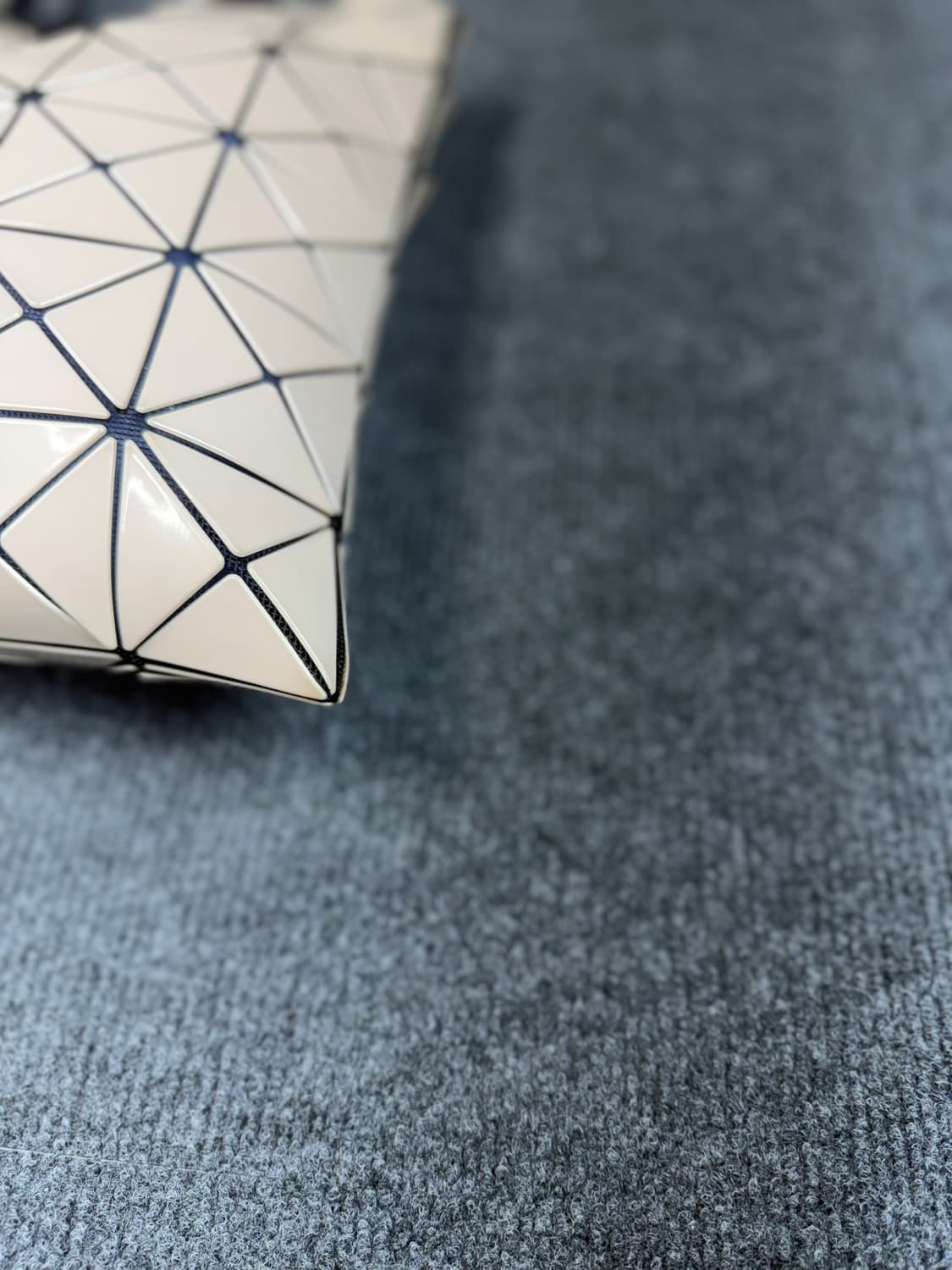 이세이미야케 바오바오 룻 루센트 토트백 상품이미지4