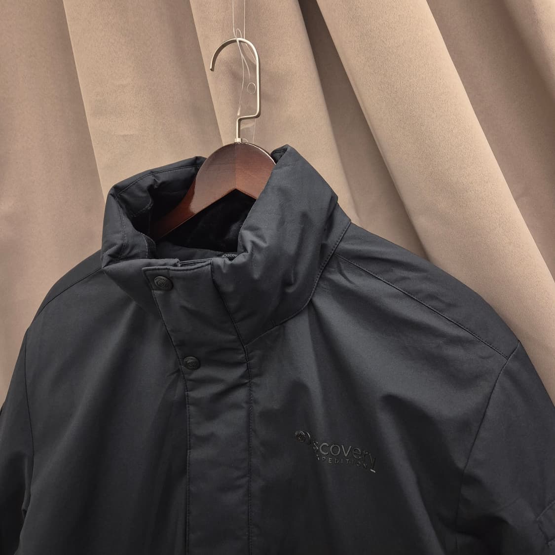 디스커버리 스탠리 하이넥 구스다운 패딩 100 상품이미지2