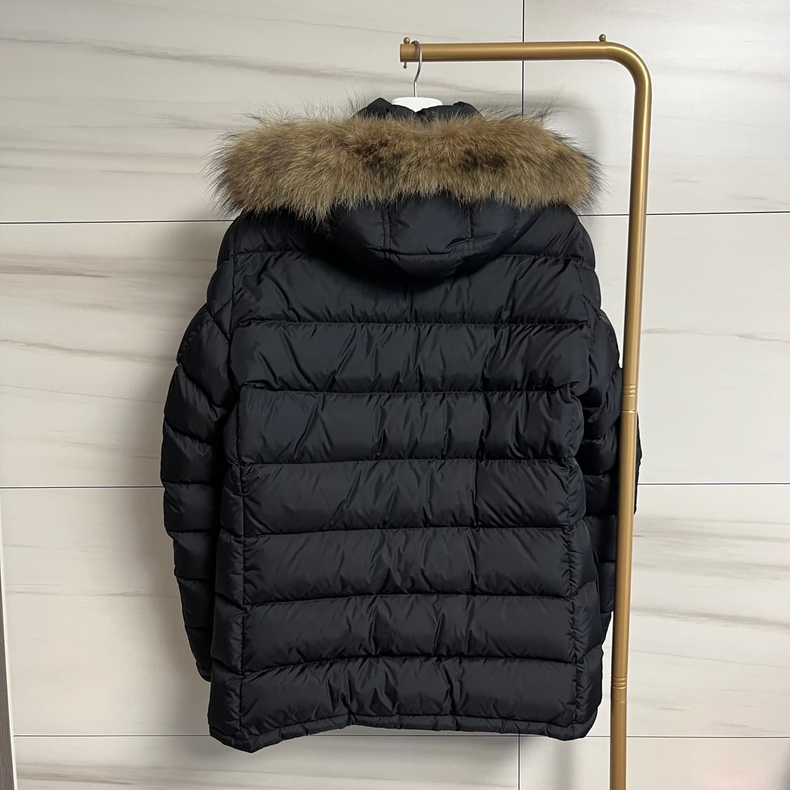 몽클레어 클루니 남성패딩 블랙 상품이미지2