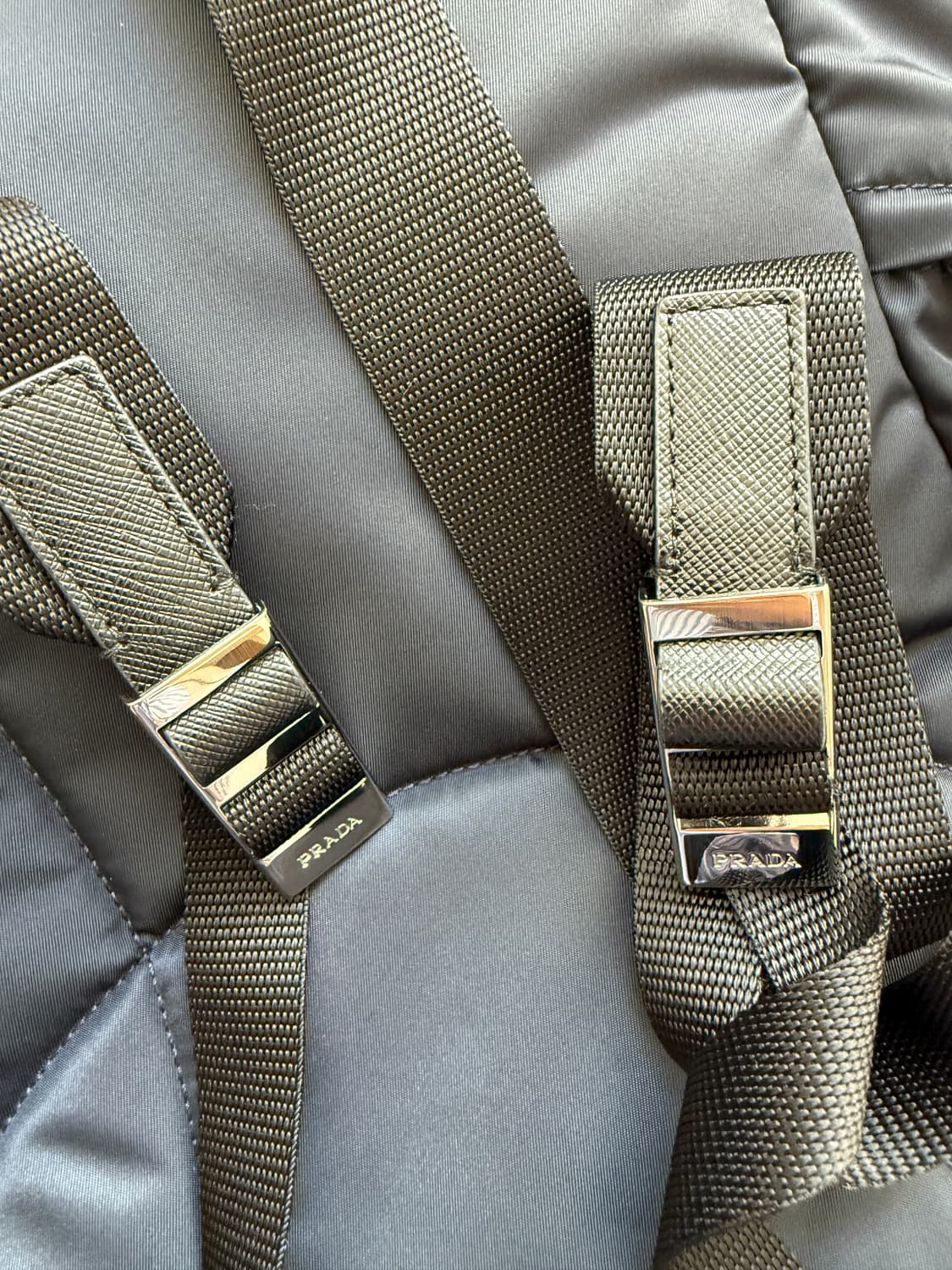 프라다 리나일론 사피아노 백팩 네이비 상품이미지8