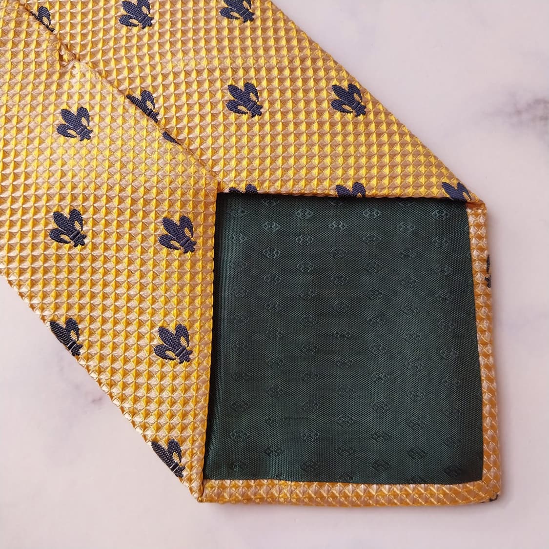 앤드류스 타이 실크 옐로우 패턴 넥타이 9.5cm 새제품 K1909
 상품이미지6