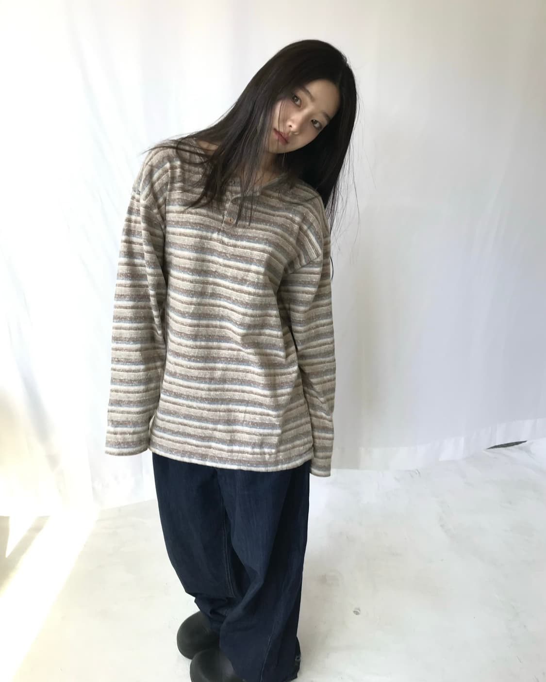 유니클로 90s 스트라이프 헨리 롱슬리브 상품이미지1